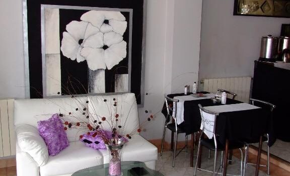 El Hotel Iris Clasificado Con 2 Estrellas Se Hotel Iris En Ciudad De Salta Salta Argentina